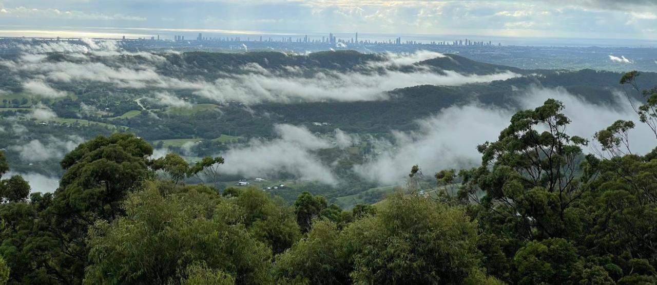 Mountain Living With Ocean Views Villa Mount Tamborine Buitenkant foto