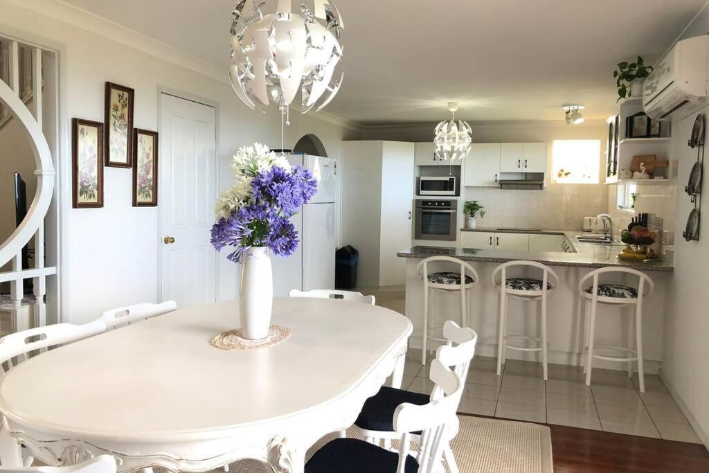 Mountain Living With Ocean Views Villa Mount Tamborine Buitenkant foto