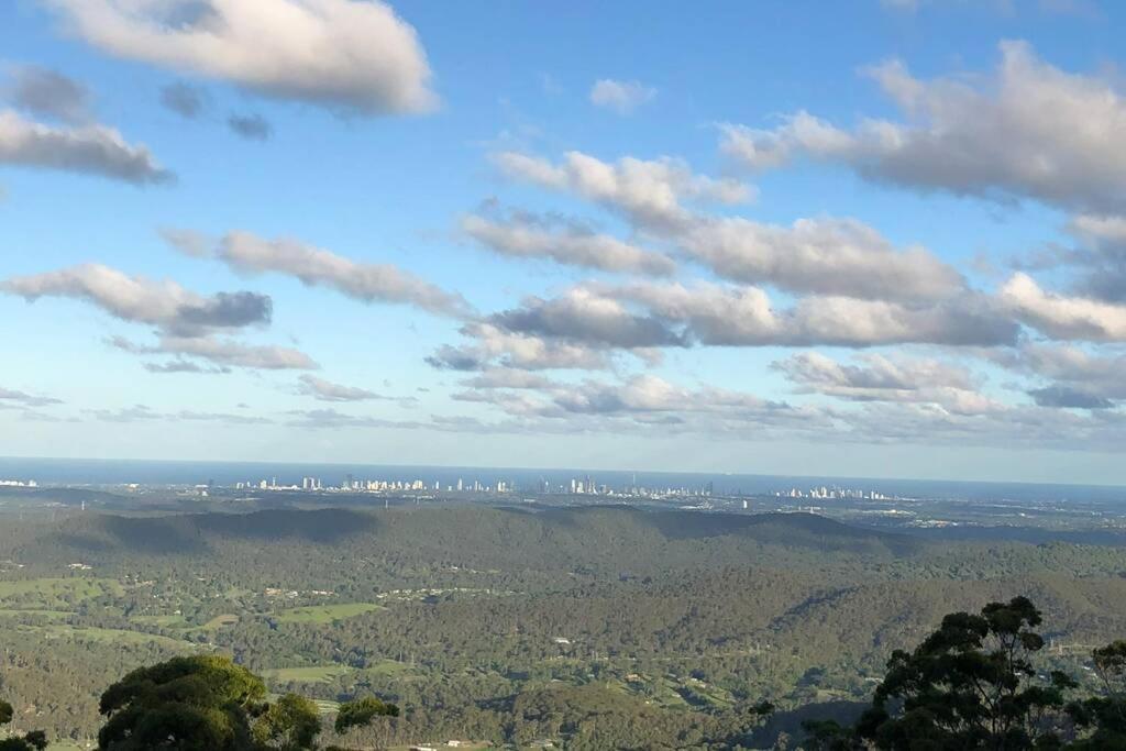 Mountain Living With Ocean Views Villa Mount Tamborine Buitenkant foto